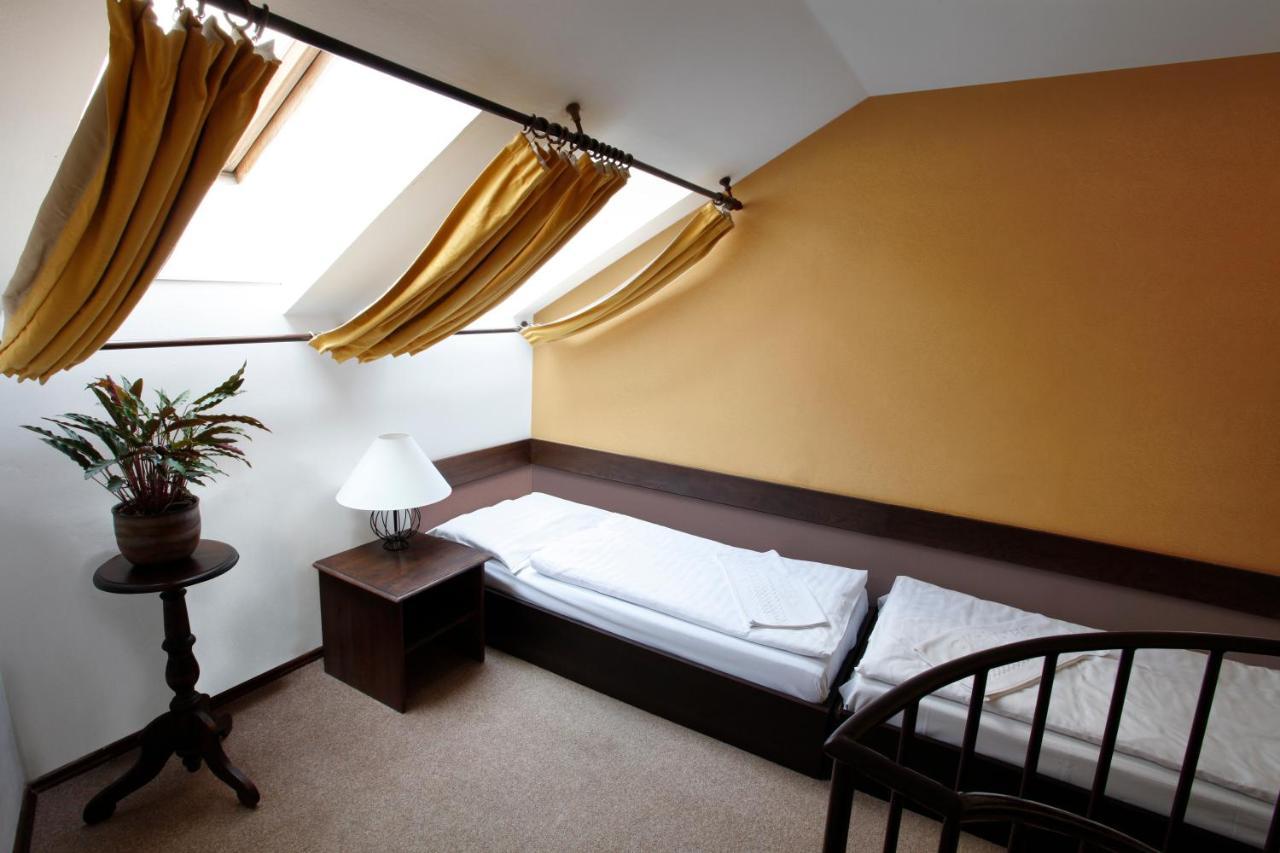 U Krize Hotel Prag